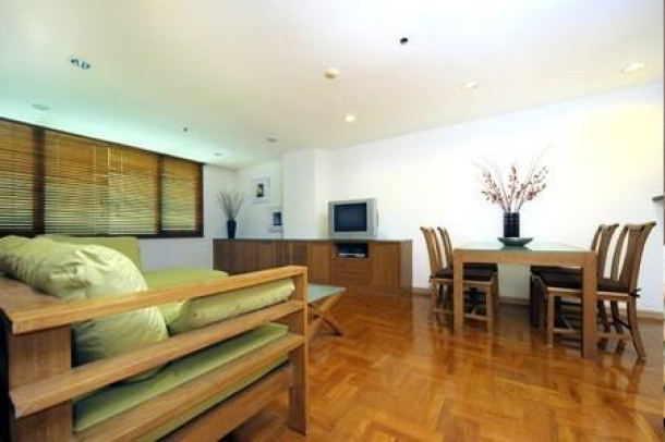 Two Bedroom Condo in the Best Neighborhood BKK has to offer, Rajadamri-2