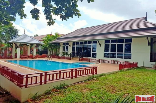Beachfront Three Bedroom Pool Villa for Rent in Rawai | Chalong Bay-1