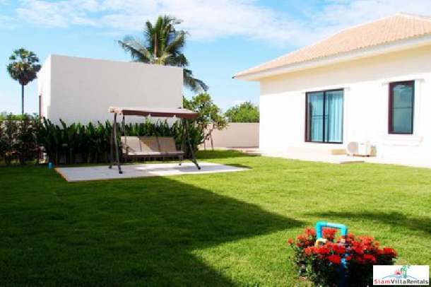 Luxurious pool villa providing 4 bedroom family accommodation.-3