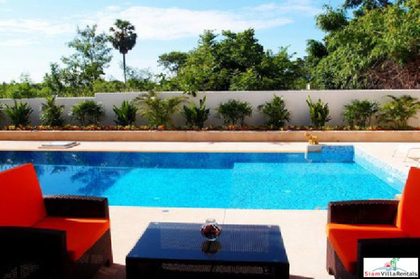 Luxurious pool villa providing 4 bedroom family accommodation.-9