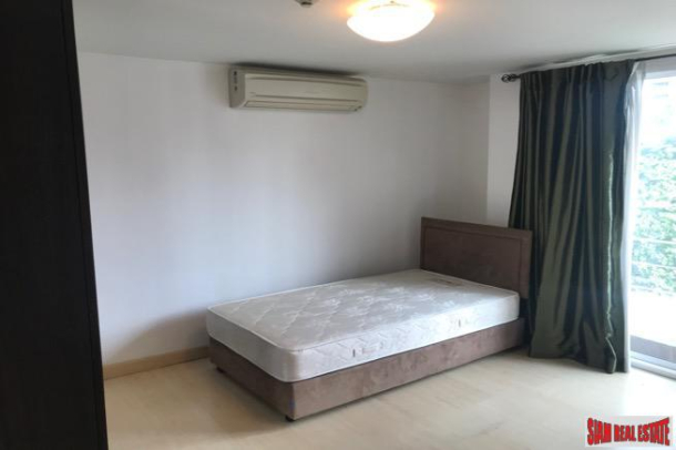 Large Three Bedroom Corner Unit in Excellent Central Location, Sukhumvit 33, Phrom Phong-13