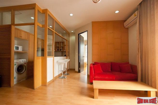 CitiSmart Sukhumvit 18 | Sunny Two Bedroom Condo for Rent in a Central Asok Location-20