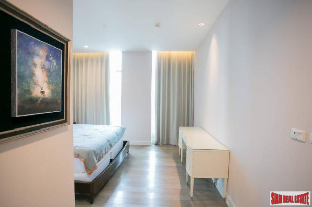 The Oriental Residence | 2 Bedrooms and 2 Bathrooms for Sale in Lumphini Area of Bangkok-16